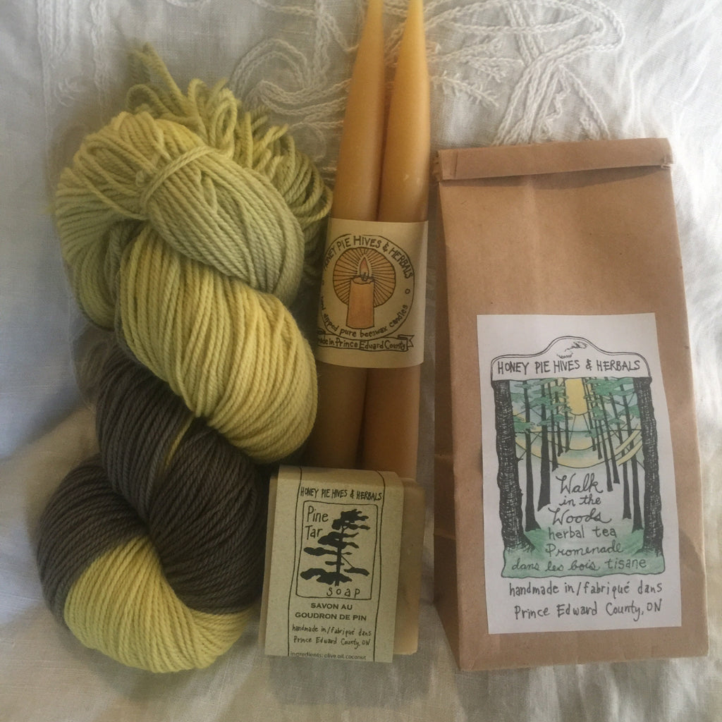 Monthly yarn subscription
