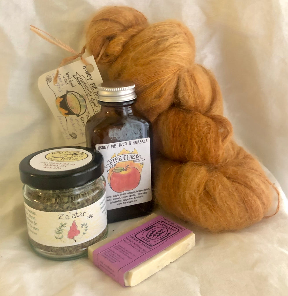 Monthly yarn subscription