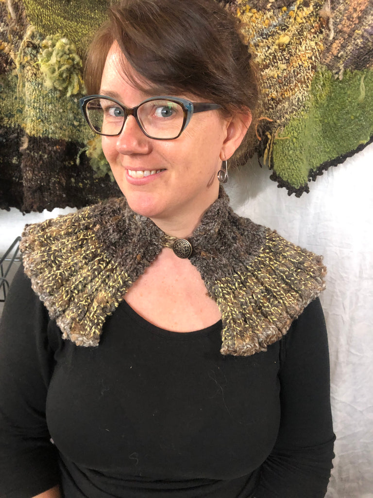 Mini cloak neck warmer